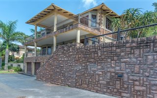 5 Bedroom House in Seaward Estates