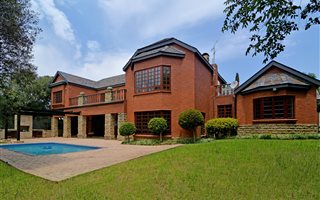 5 Bedroom House in Dainfern Golf Estate
