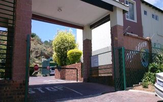 2 Bedroom Apartment in Winchester Hills