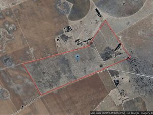 242.5 ha Land available in Delareyville