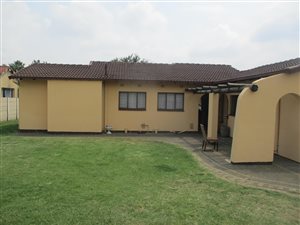 3 Bed House in Mayberry Park