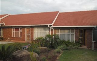 3 Bedroom Townhouse in Elandsrand