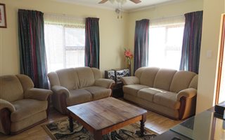 3 Bedroom House in Hartenbos Heuwels