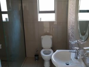 2 Bed Flat in Marlboro Gardens