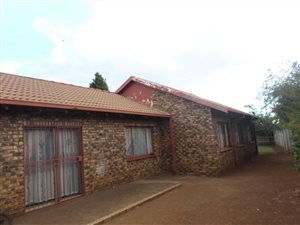 3 Bed House in Meyerton Park