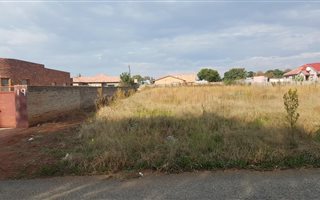 1060 m² Land available in Meyerton Park