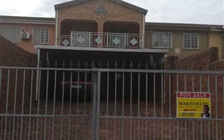 3 Bedroom Duplex in Northcroft