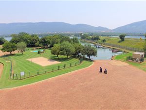 1832 m² Land available in Westlake Estate