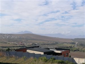 1132 m² Land available in Hartenbos Heuwels