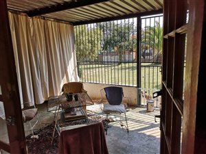 2 Bed House in President Park