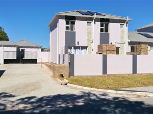 2 Bed Townhouse in Overbaakens