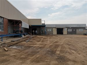 1000 m² Industrial space in Rustenburg Central