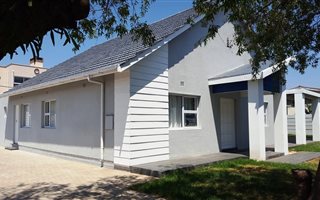 4 Bedroom House in Hartenbos