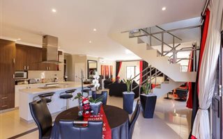 3 Bedroom Townhouse in Cowies Hill Park