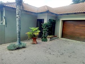 3 Bed House in Alphen Park