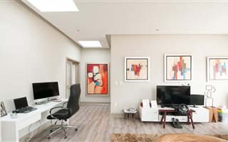 4 Bedroom Apartment in Morningside