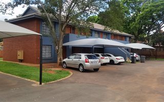 1 Bedroom Apartment in Theresa Park