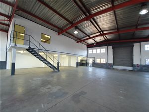 560 m² Industrial space in Elandsfontein AH