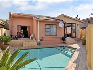 3 Bed House in Ruimsig