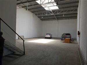 520 m² Industrial space in Sebenza