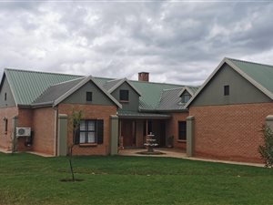 3 Bed House in Boschkop