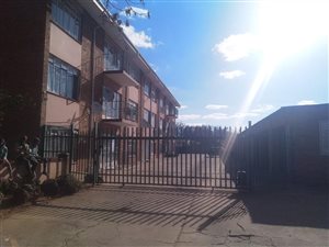 2 Bed Flat in Vanderbijlpark CW1