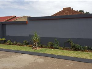 4 Bed House in Leondale