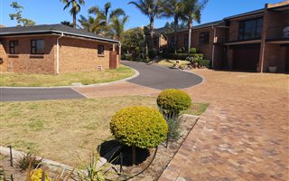 3 Bedroom Townhouse in Nerina