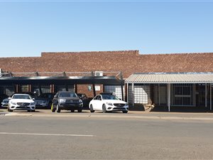 2600 m² Commercial space in Newcastle Central