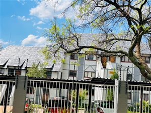 1 Bed Townhouse in Sunninghill