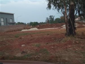 1121 m² Land available in Krugersrus