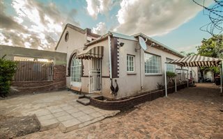 2 Bedroom House in Benoni Central