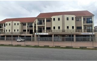 125 m² Office Space in Diaz Beach