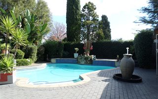 3 Bedroom House in Brackendowns