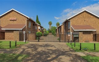 3 Bedroom Townhouse in Rietfontein