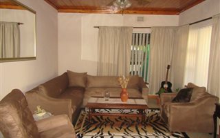 3 Bedroom Apartment in Amanzimtoti
