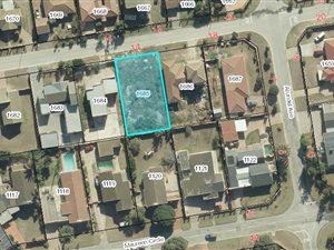 695 m² Land available in Bluewater Bay