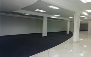 600 m² Commercial space in Overport