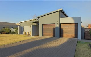 4 Bedroom House in Midstream Estate