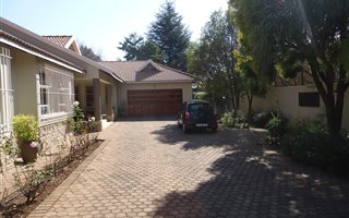 4 Bedroom House in Ruimsig