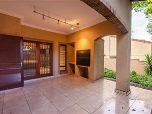 3 Bed House in Lynnwood Glen