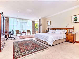 3 Bed Apartment in Dunkeld West