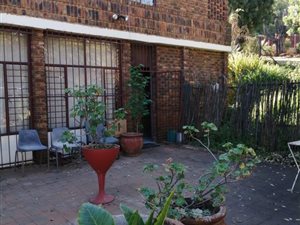 1 Bed Apartment in Waterkloof Ridge