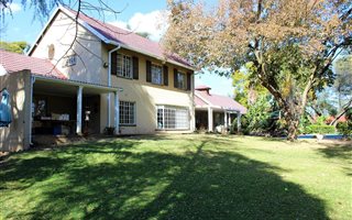 4 Bedroom House in Bryanston West