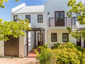 3 Bed Townhouse in De Zalze