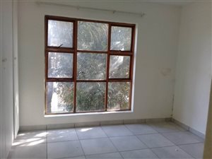 2 Bed Apartment in Edenglen