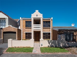 4 Bed House in Penlyn Estate