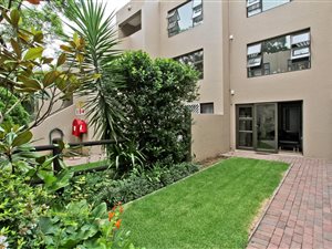 1 Bed Apartment in Parktown North