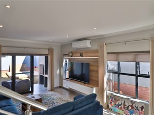4 Bed Cluster in Bryanston East