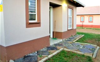 2 Bedroom House in Raceway